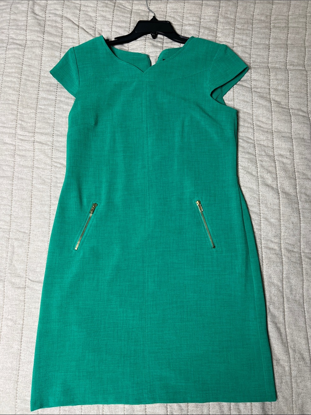 Madison leigh green Cap-Sleeve Sheath Dress with Gold Zips